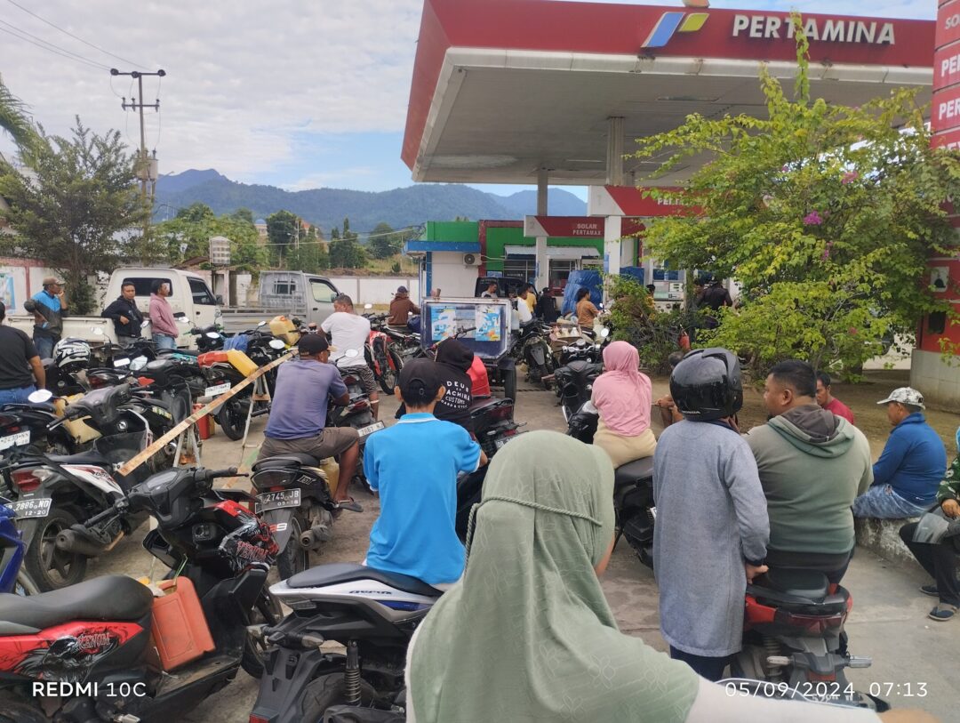 Diduga Aparat Polres Boltim Tutup Mata, Penimbunan BBM Subsidi di SPBU Tutuyan Berlanjut